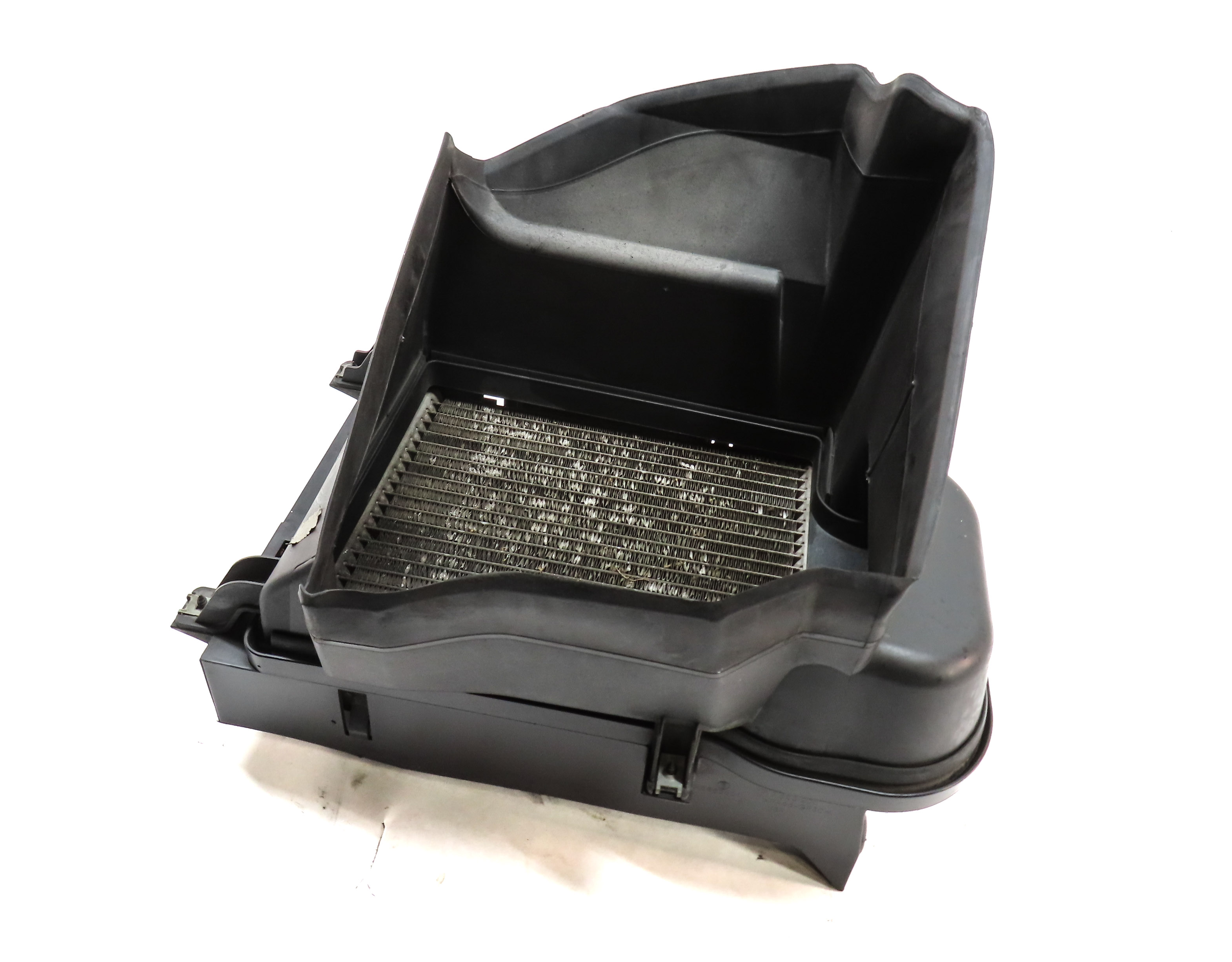 2008-2014 BMW X5 X5M X6 X6M (E70 E71) 3.0L / 4.4L TWIN TURBO AUXILIARY RADIATOR — exact item pictured